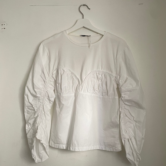 Zara White Top With Rushing🌸 - Picture 2 of 4